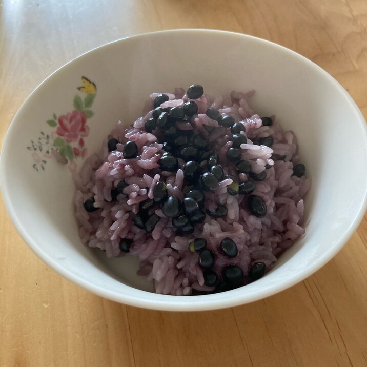 鍋炊飯☆黒千石大豆ご飯